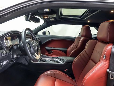 Used 2023 Dodge Challenger SRT Hellcat image 9