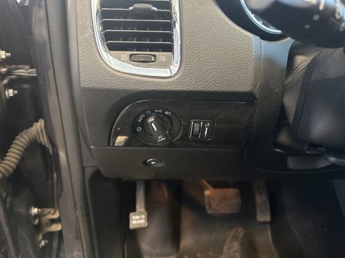 Used 2016 Dodge Durango Limited w/ Nav & Power Liftgate Group image 19