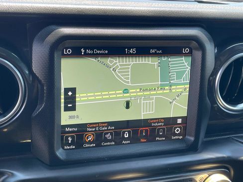 Used 2021 Jeep Wrangler Unlimited Rubicon w/ Trailer Tow Package image 14