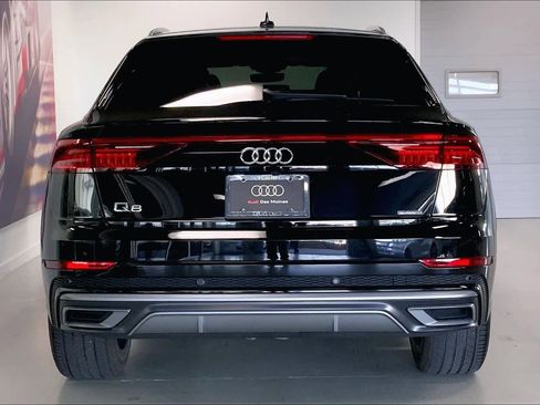 Used 2023 Audi Q8 Premium Plus image 5