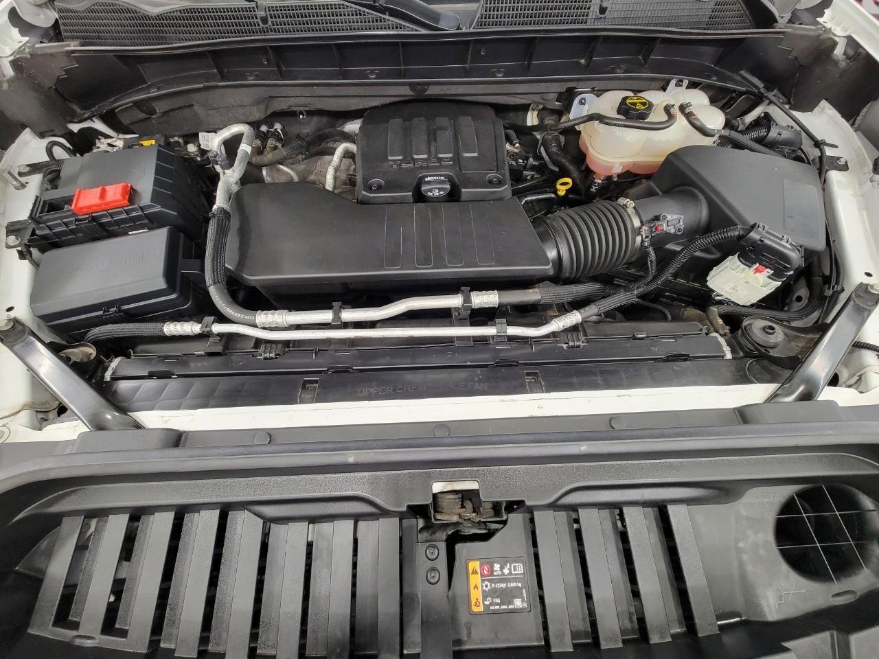 Used 2024 GMC Sierra 1500 Elevation AWD/4WD image 9