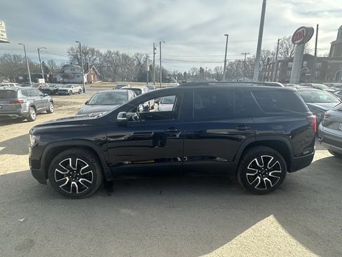 Used 2021 GMC Acadia SLT w/ Elevation Edition image 4