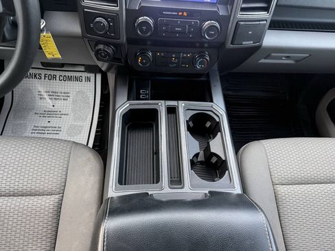 Used 2019 Ford F150 XLT w/ Trailer Tow Package RWD image 29