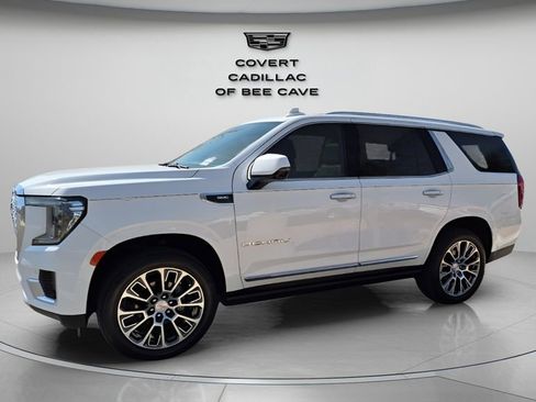 Used 2022 GMC Yukon Denali w/ Denali Ultimate Package image 4