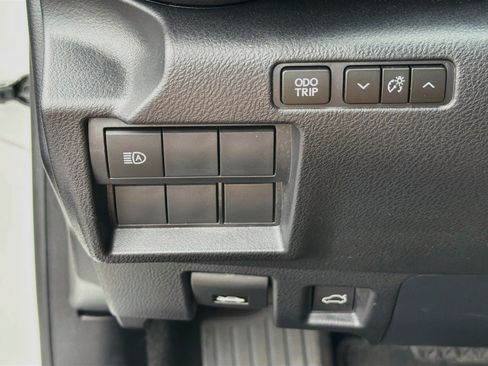 Used 2024 Lexus IS 300 w/ Comfort Package RWD image 15