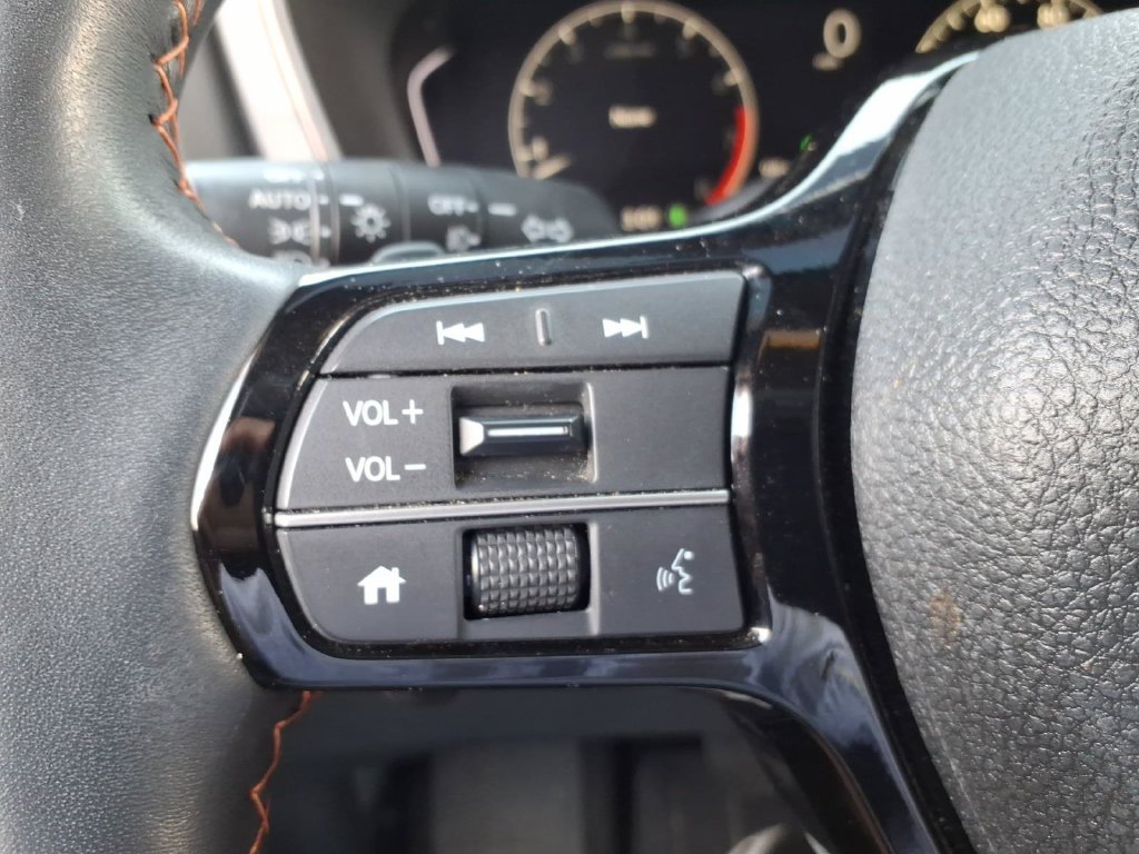 Used 2025 Honda Pilot TrailSport image 31