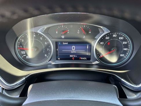 Used 2021 Chevrolet Equinox LT AWD/4WD image 12