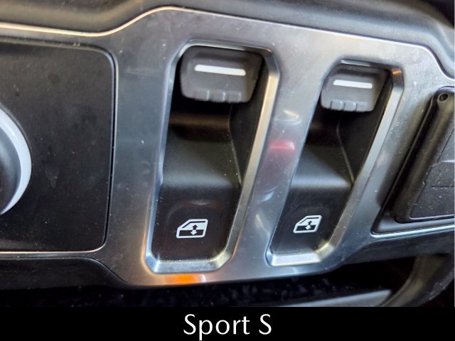 Used 2023 Jeep Wrangler Sport AWD/4WD image 27
