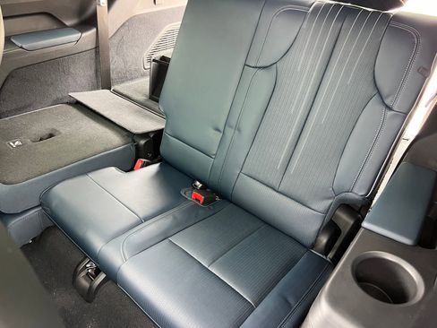 Used 2025 Cadillac Escalade IQ Sport 2 AWD/4WD image 24