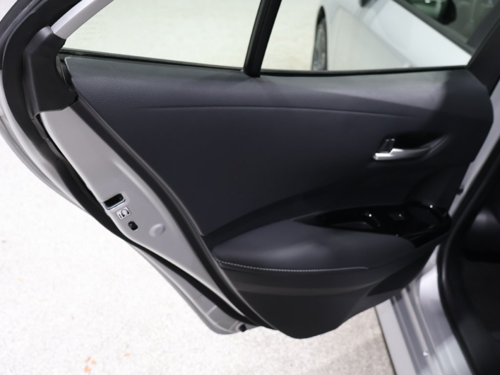 Used 2026 Toyota Corolla XSE FWD image 19