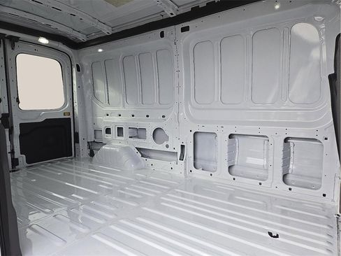New 2024 Ford Transit 250 148 Medium Roof image 9