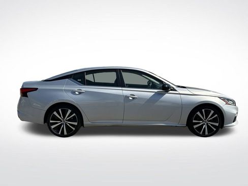 Used 2022 Nissan Altima 2.5 SR image 8