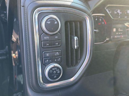 Used 2019 GMC Sierra 1500 SLT w/ SLT Premium Plus Package AWD/4WD image 14