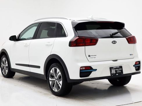 Used 2021 Kia Niro EX w/ Cold Weather Package image 7