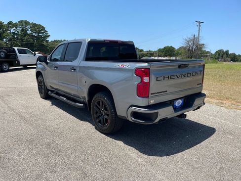 New 2026 Chevrolet Silverado 1500 RST w/ Redline Edition AWD/4WD image 3