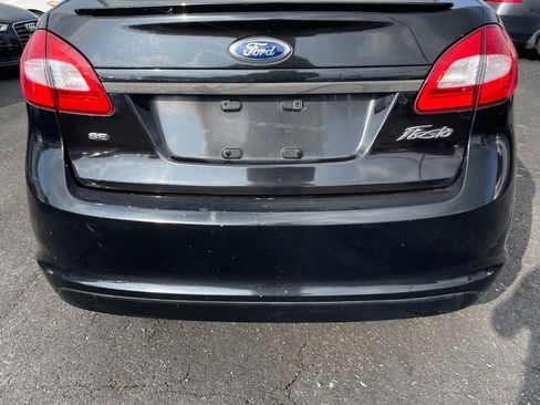 Used 2013 Ford Fiesta SE image 5