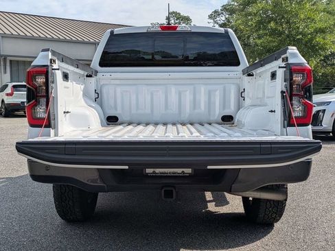 Used 2024 Ford Ranger XLT w/ Equipment Group 301A High RWD image 11
