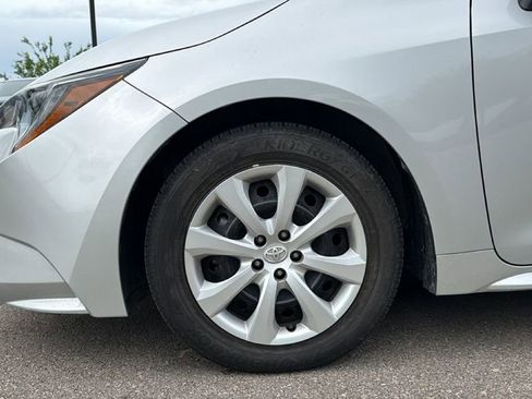 Used 2024 Toyota Corolla LE FWD image 12