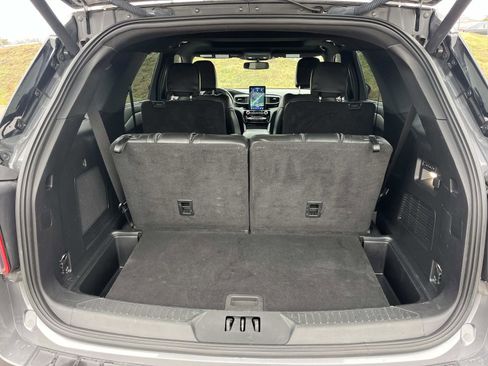 Used 2022 Ford Explorer ST w/ Equipment Group 401A image 10