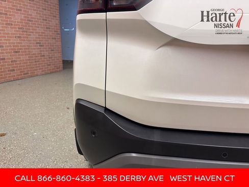 Certified 2023 Nissan Rogue SV image 48