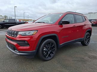 New 2026 Jeep Compass Latitude w/ Quick Order Package 29K video 2