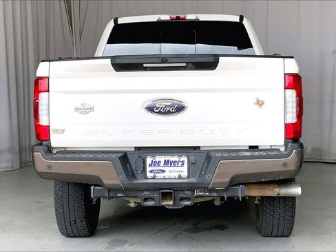 Used 2017 Ford F250 King Ranch w/ King Ranch Ultimate Package image 4