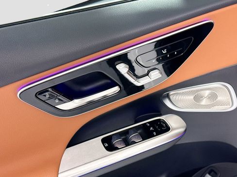 Certified 2026 Mercedes-Benz GLC 300 image 24