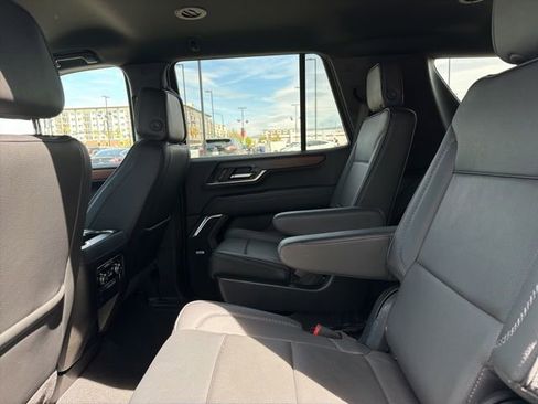 Used 2025 GMC Yukon Denali AWD/4WD image 20