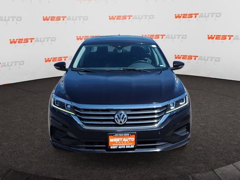 Used 2022 Volkswagen Passat 2.0T SE FWD image 8