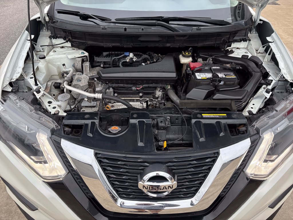Used 2017 Nissan Rogue SV AWD/4WD image 21