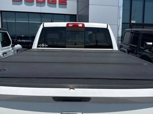 Used 2016 RAM 1500 Laramie w/ Convenience Group RWD image 17