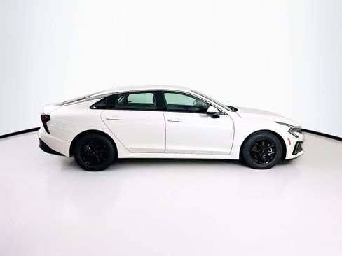 Used 2025 Kia K5 LXS image 10
