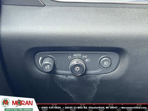 Used 2019 Chevrolet Traverse LT image 27