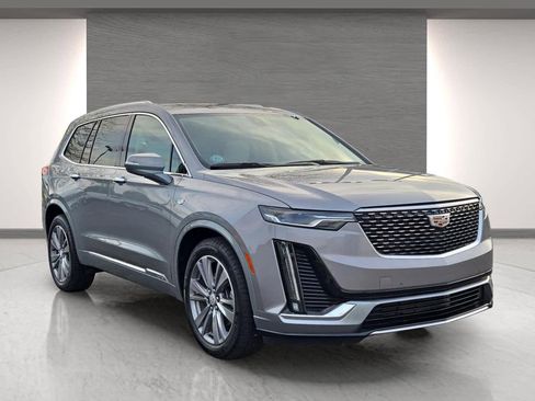 Certified 2025 Cadillac XT6 Premium Luxury image 1