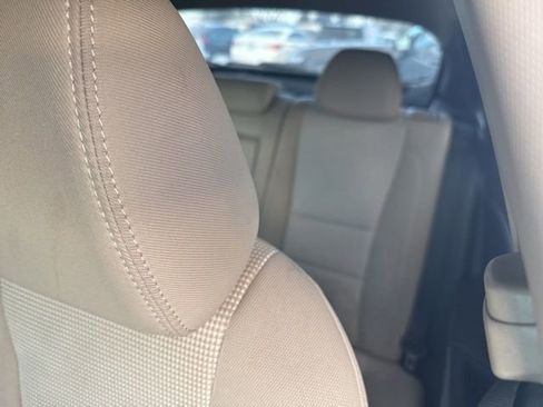 Used 2013 Hyundai Elantra GT image 12