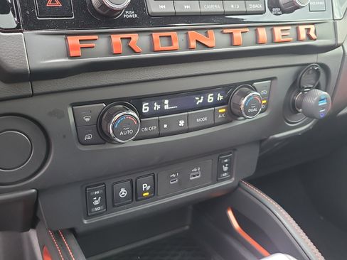 Used 2025 Nissan Frontier Pro-X w/ Pro Premium Package RWD image 27