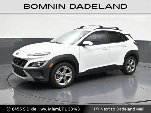 Used 2022 Hyundai Kona SEL FWD image 1