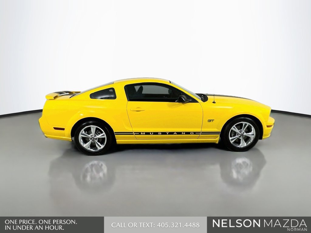 Used 2006 Ford Mustang GT RWD image 5