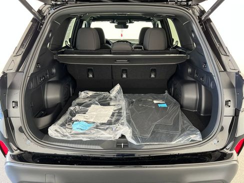 New 2026 Subaru Forester Premium AWD/4WD image 25