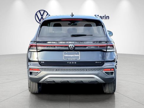 New 2026 Volkswagen Taos SE AWD/4WD image 4