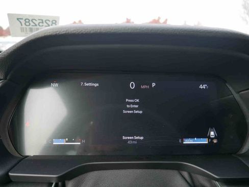 New 2025 Jeep Grand Cherokee Altitude image 39