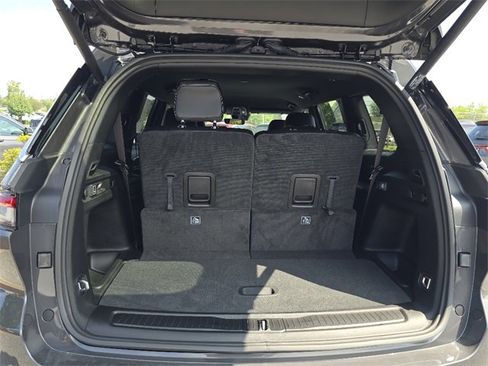 New 2025 Jeep Grand Cherokee L Limited image 9