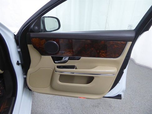 Used 2013 Jaguar XJ AWD image 25