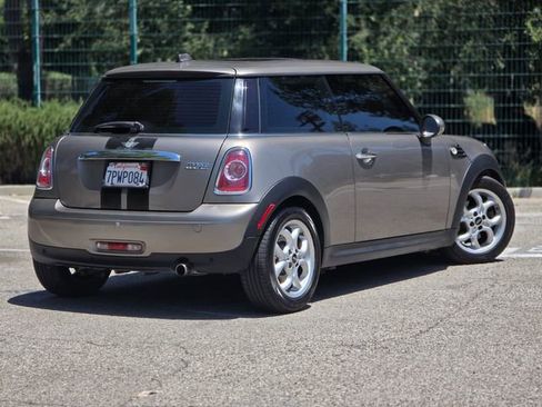 Used 2013 MINI Cooper Hardtop FWD image 9