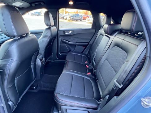 Used 2025 Ford Escape ST-Line Select image 13