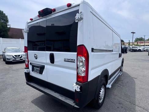 Used 2025 RAM ProMaster 2500 w/ U-Haul Equipment Group FWD image 8