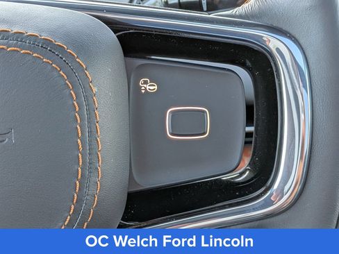 Certified 2025 Lincoln Navigator Black Label AWD/4WD image 33