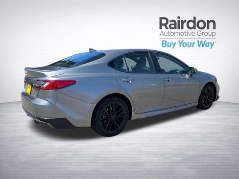 Used 2025 Toyota Camry SE w/ Multimedia Upgrade Package FWD image 7