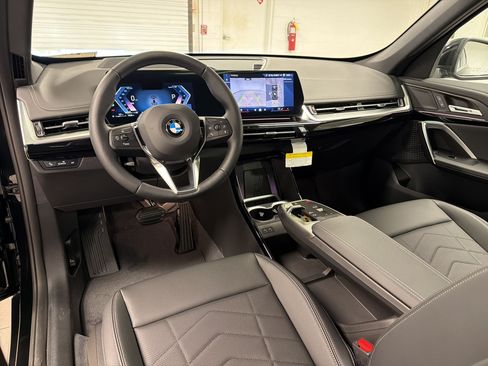 Used 2026 BMW X1 xDrive28i w/ Technology Package AWD/4WD image 28