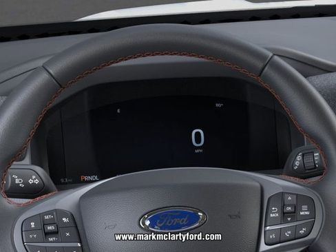 New 2026 Ford Explorer Active w/ Active Comfort Package AWD/4WD image 13